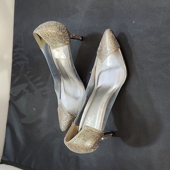 BRAND NEW CHIC By LADY COUTURE GOOD TIMES LUCITE PUMP WITH RHINESTONE TRIM G1 - Picture 8 of 16